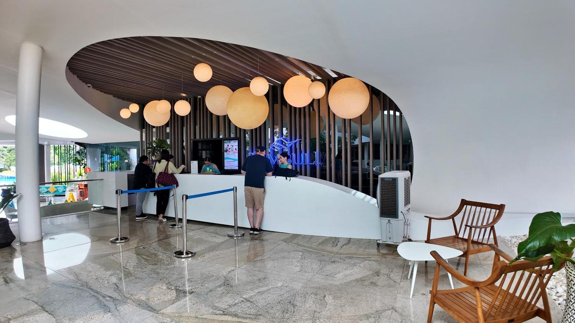 Dominiks Quite And Elegant Studio Ocean View Pool At Tambuli Resort High Floor Lapu-Lapu City Exterior foto