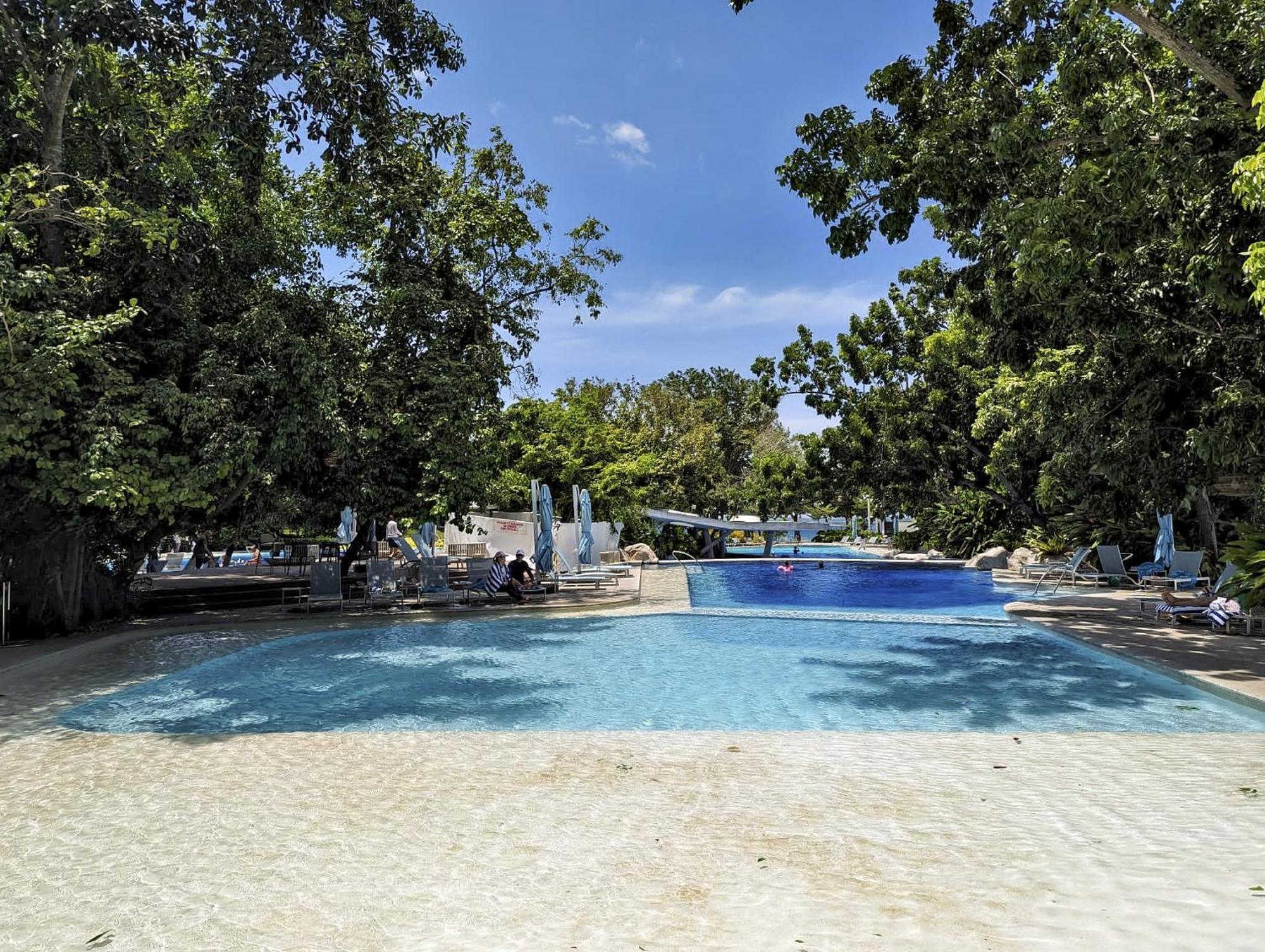 Dominiks Quite And Elegant Studio Ocean View Pool At Tambuli Resort High Floor Lapu-Lapu City Exterior foto